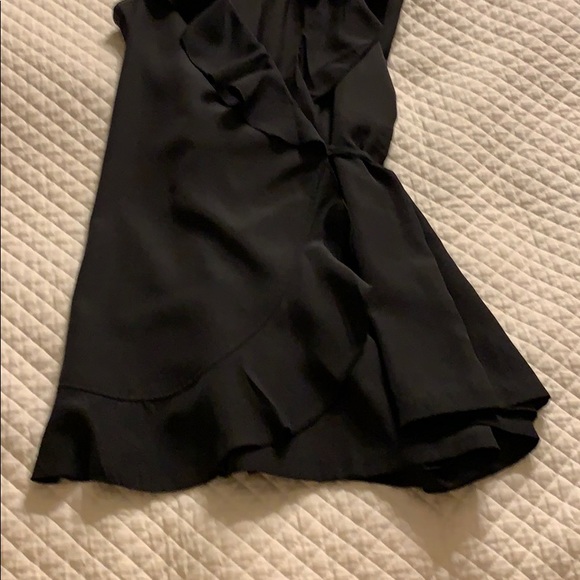 Guess - Black Romper 🖤 - Picture 7 of 8